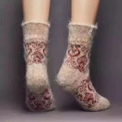 Siberia Spirit Cozy Love Crew Socks -Shoes Shop Hearts beige crew wool socks 720x f1eec308 1e13 4044 806a 7379bde50f57