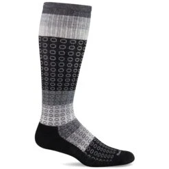 Sockwell Womens Full Circle Moderate Compression Knee High Socks